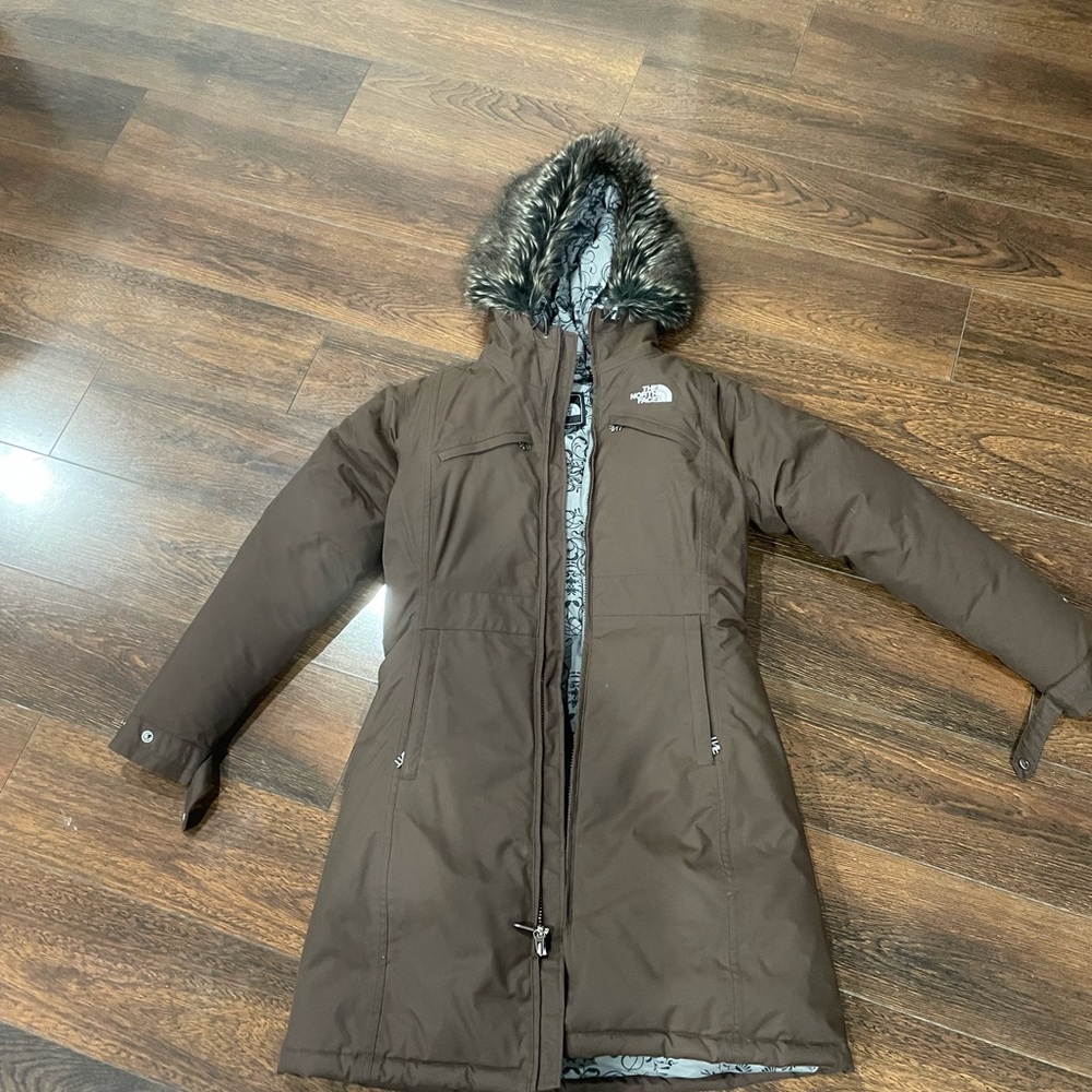 Brown North Face ski/winter jacket XS
